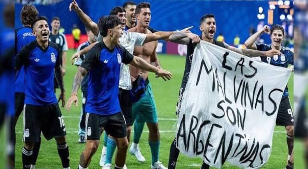 Banner-Controversial