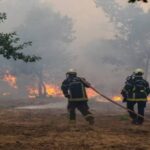 France Wildfire Stops Growing After Forcing 220,000 Evacuations Near Bordeaux