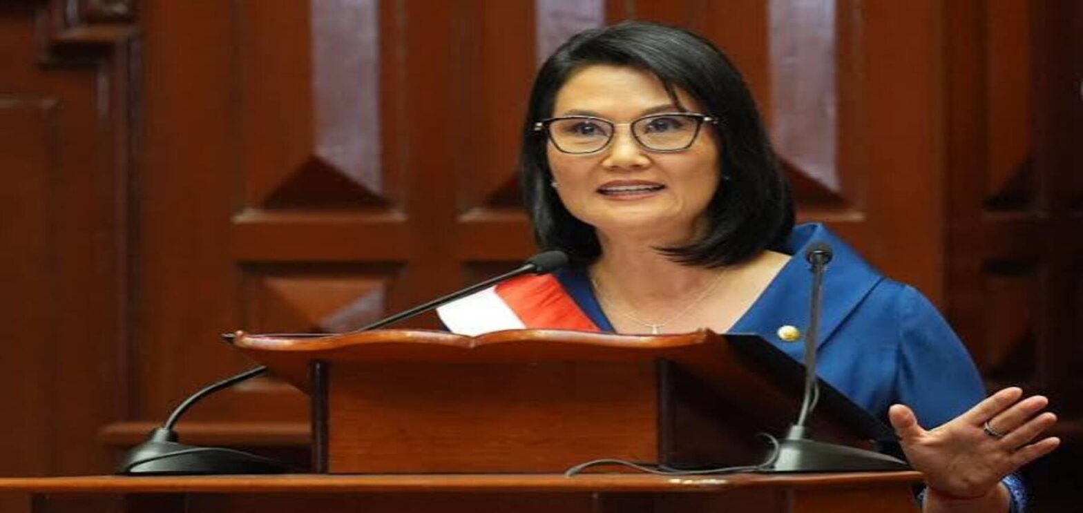 Keiko-Fujimori-is-inaugurated-as