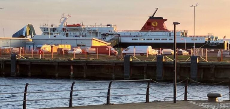 Arran ferry evacuated at Ardrossan after passenger bomb threat