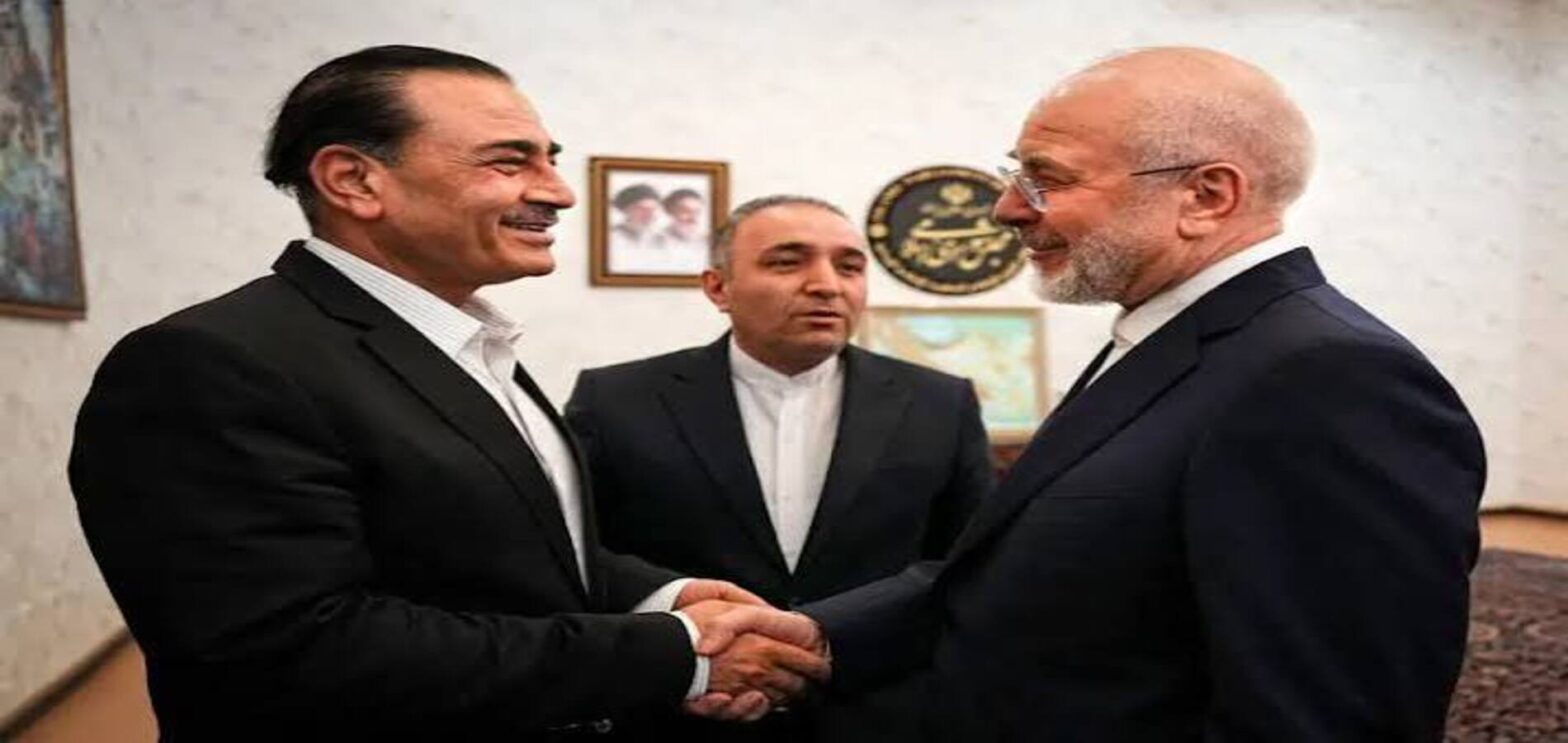 Field Marshal Asim Munir meets Iranian President Masoud Pezeshkian during Iran visit.