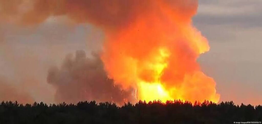 Large fire and explosions at a warehouse in Bucha after a Russian drone strike