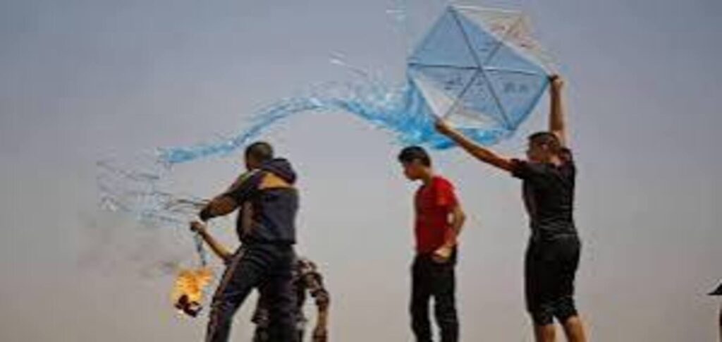 Israel Hamas warning over kite launches from Gaza