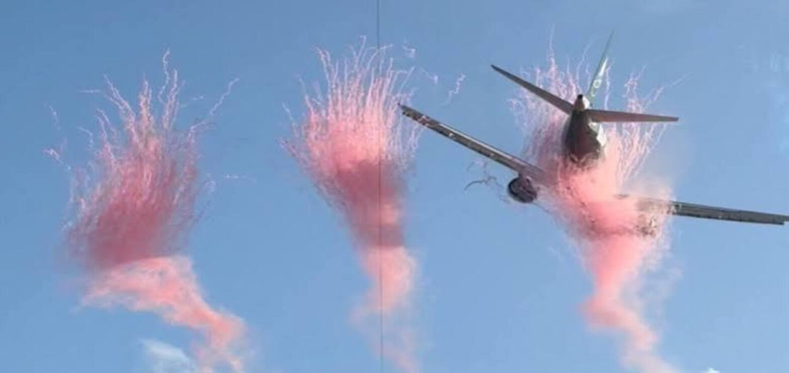 Airlink jets fly over Cape Town stadium before rugby match