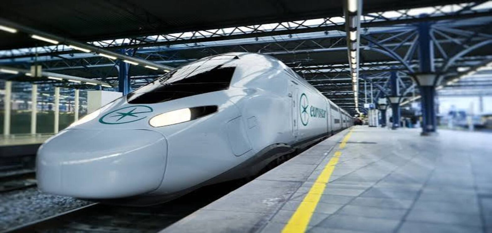 Eurostar Celestia train with two-storey bar design