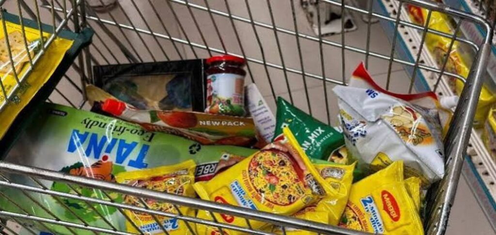 India food warnings on packaged products with red health labels