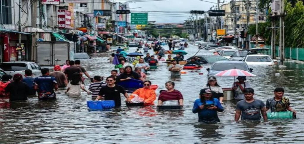 India Nepal floods kill 19 as landslides strike and major rivers rise above danger levels