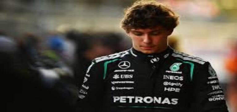 Kimi Antonelli crashes during Azerbaijan Grand Prix qualifying