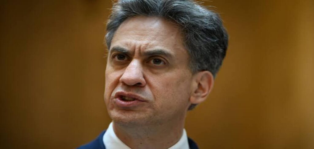 Ed Miliband gives Iran warning over hostile activity on UK soil