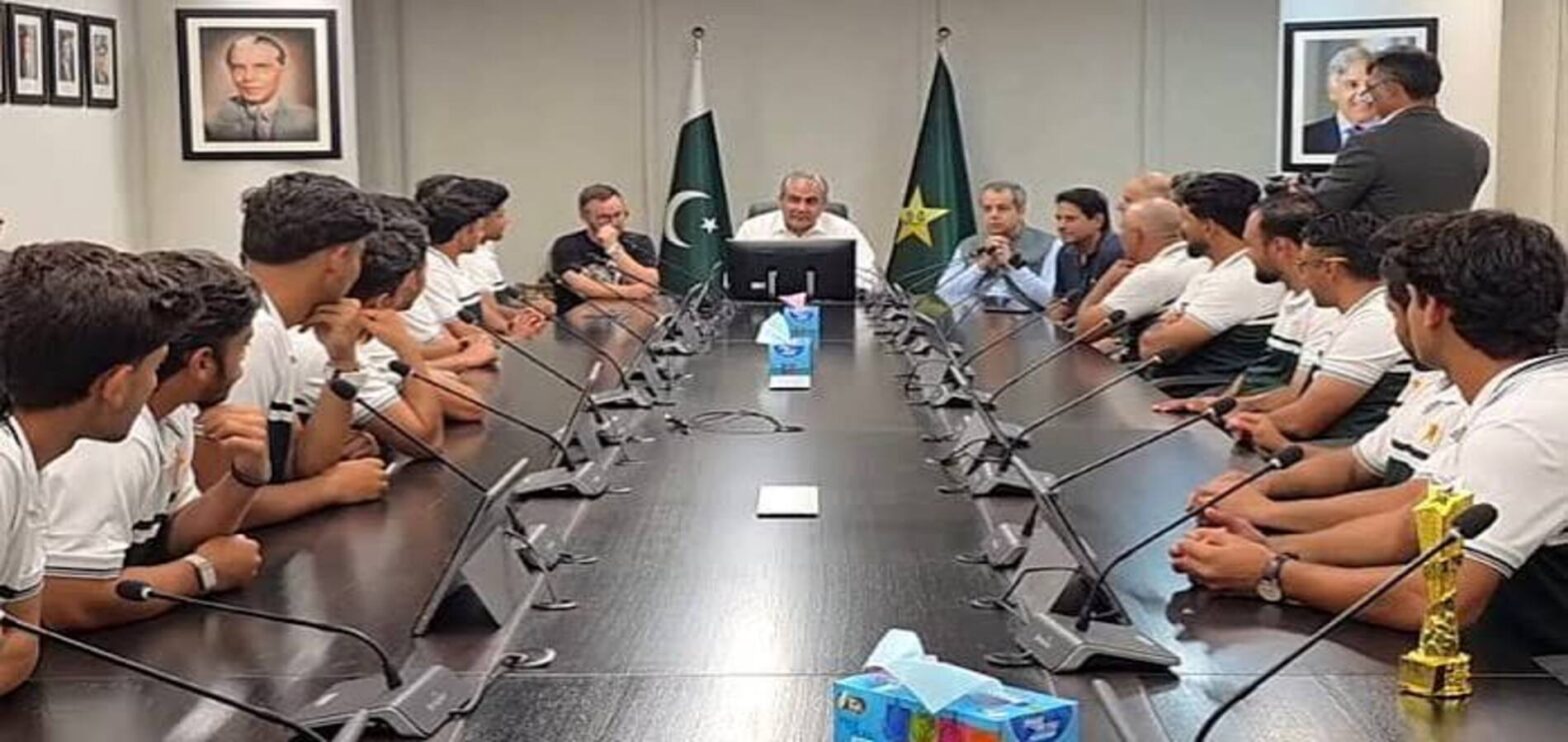Pakistan U19 players receive central contracts from PCB