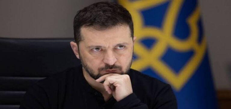 Zelenskyy urges the EU to keep Usmanov and Fridman under sanctions